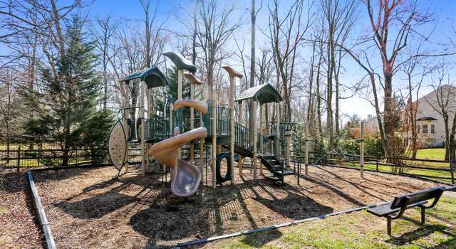 Photo of 19110 Dowden Cir, Poolesville, MD 20837