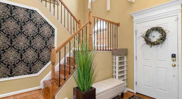 Photo of 11602 Seneca Forest Cir, Germantown, MD 20876
