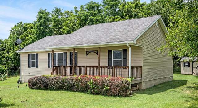 Photo of 451 N Summit Ave, Woodstock, VA 22664