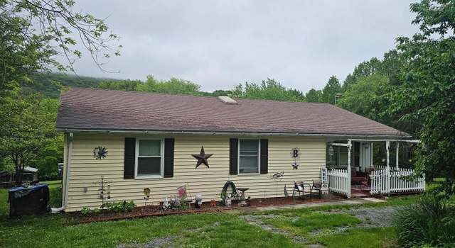 Photo of 2596 Detour Rd, Great Cacapon, WV 25422