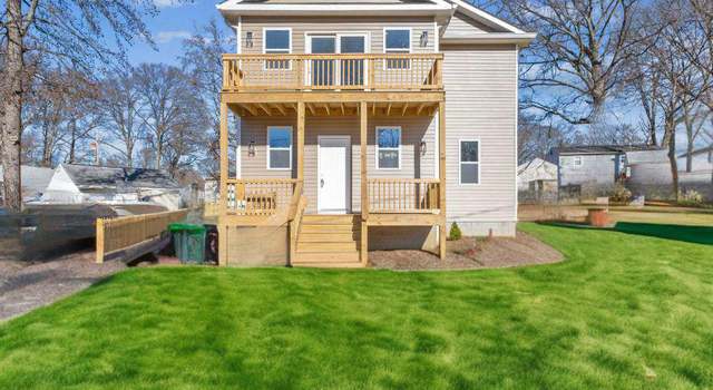 Photo of 1349 Shore Dr, Edgewater, MD 21037