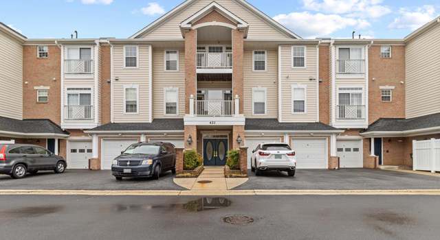 Photo of 421 Hamlet Club Dr #301, Edgewater, MD 21037