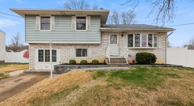 Photo of 864 Estates Blvd, Hamilton, NJ 08690