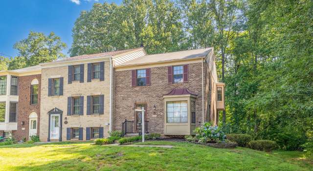 Photo of 6015 Clerkenwell Ct, Burke, VA 22015