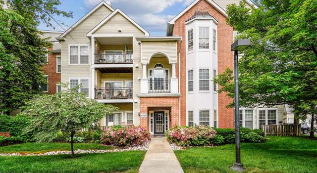 Photo of 4129 Fountainside Ln #202, Fairfax, VA 22030