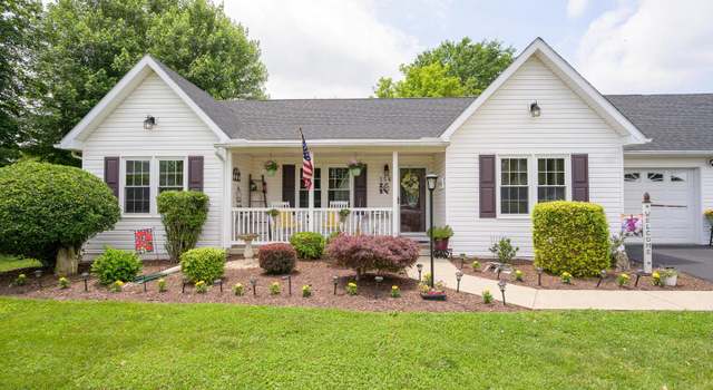 Photo of 158 Pembroke Ln, Falling Waters, WV 25419