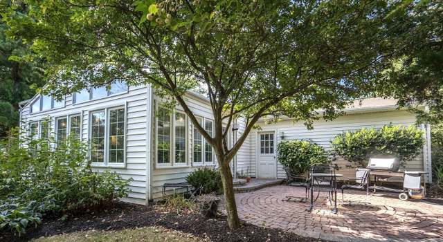 Photo of 1803 Saint Roman Dr, Vienna, VA 22182