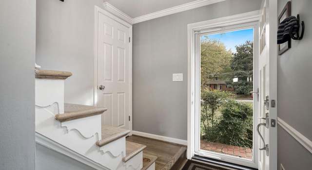 Photo of 4008 Gibbs St, Alexandria, VA 22309