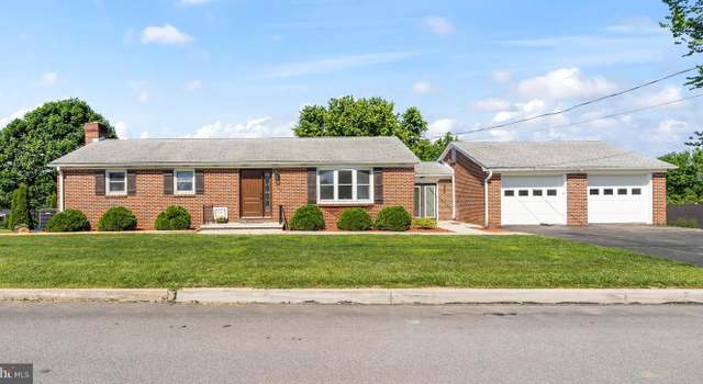 Photo of 242 Linden Ave, Mercersburg, PA 17236