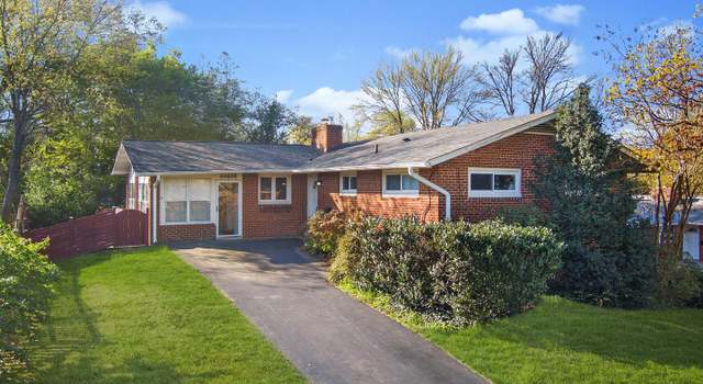 Photo of 10119 Farmington Dr, Fairfax, VA 22030