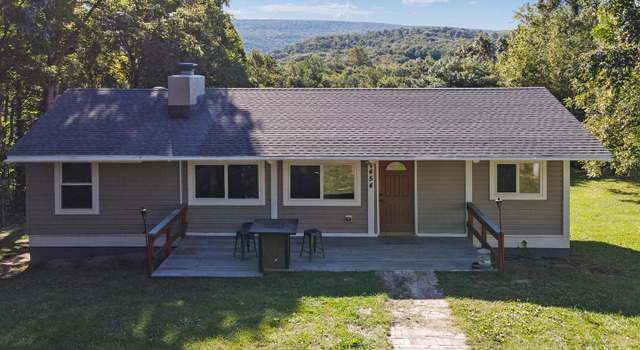 Photo of 454 Pine Ridge Dr, Front Royal, VA 22630