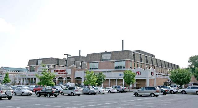 Photo of 4960 Sentinel Dr Unit 10-106, Bethesda, MD 20816
