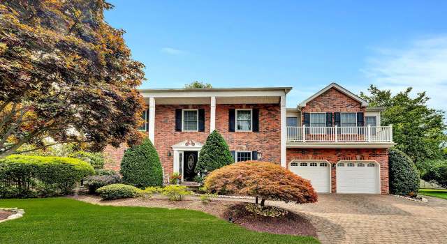 Photo of 8 Libby Dr, Monmouth Junction, NJ 08852