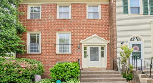 Property at 8644 Dellway Ln, Vienna, VA 22180, 3 beds, 3.5 baths