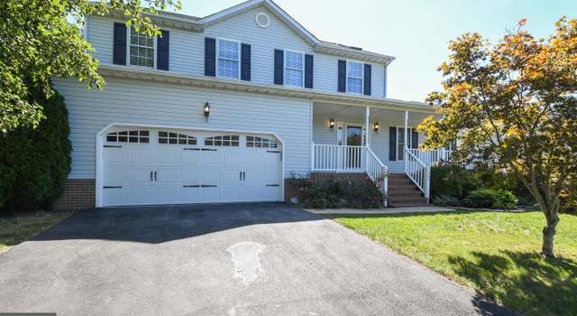 Photo of 7404 Heathrow Dr, Fredericksburg, VA 22407
