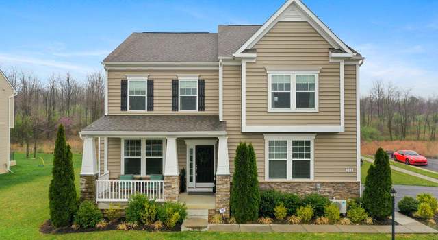 Property at 209 Klee Dr, Martinsburg, WV 25403, 4 beds, 3.5 baths