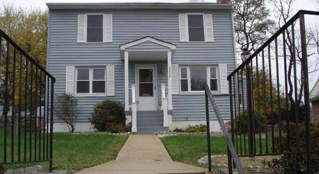 Photo of 2023 Edison St N, Arlington, VA 22207