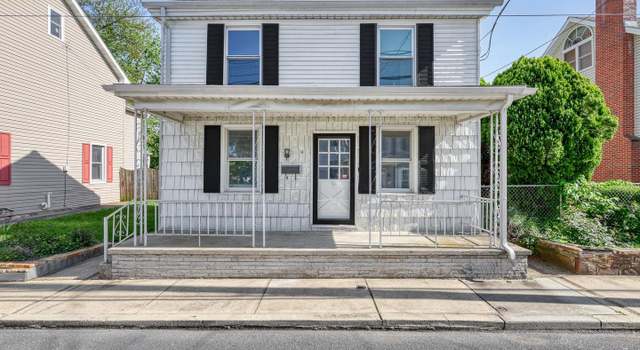 Photo of 14 E Green St, Camp Hill, PA 17011