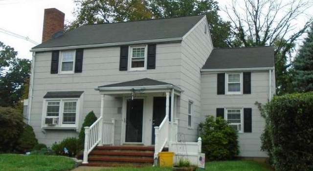 Photo of 2 Hazelhurst Ave, Ewing, NJ 08638