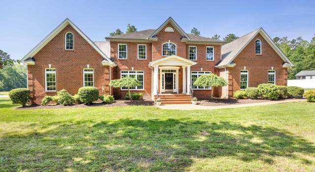 Photo of 13319 Beachcrest Dr, Chesterfield, VA 23832