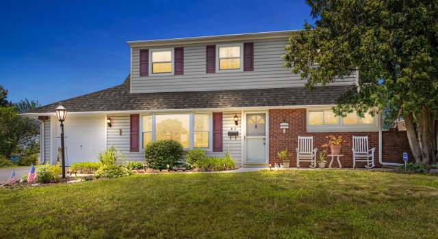 Photo of 85 Cobalt Cross Rd, Levittown, PA 19057
