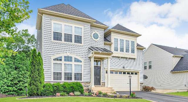 Photo of 73 Royal Crescent Way, Fredericksburg, VA 22406