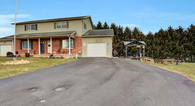 Photo of 4 Holly Ct, Shippensburg, PA 17257