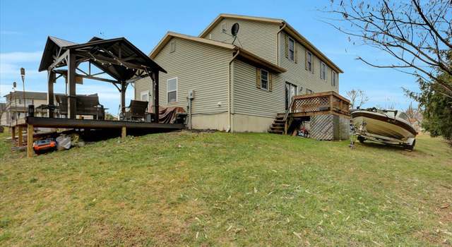 Photo of 4 Holly Ct, Shippensburg, PA 17257