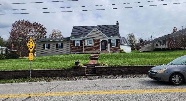 Photo of 60 W Hanover St, Spring Grove, PA 17362