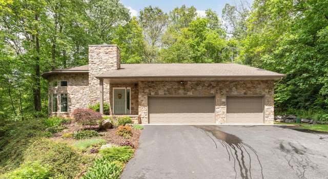 Photo of 120 Aspen Dr, Dillsburg, PA 17019
