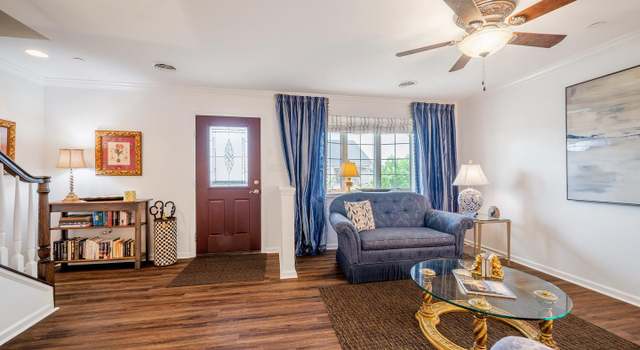 Photo of 13217 Diamond Pointe Dr, Hagerstown, MD 21742
