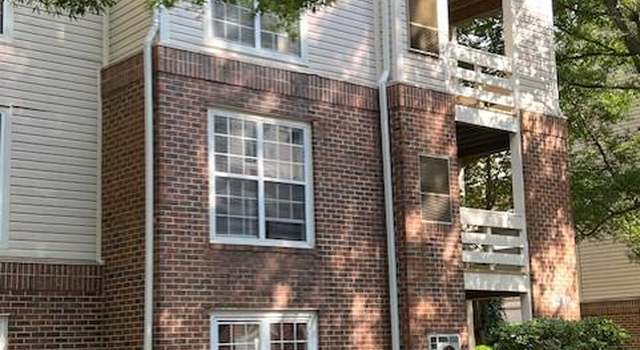 Photo of 240 S Reynolds St #102, Alexandria, VA 22304
