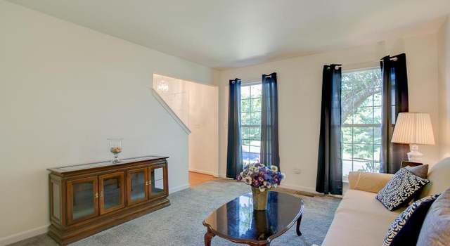 Photo of 2902 Hickory Creek Ct, Dumfries, VA 22026