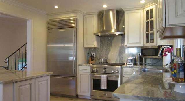 Photo of 1406 Audmar Dr, Mclean, VA 22101