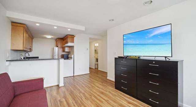 Photo of 4600 Duke St #707, Alexandria, VA 22304