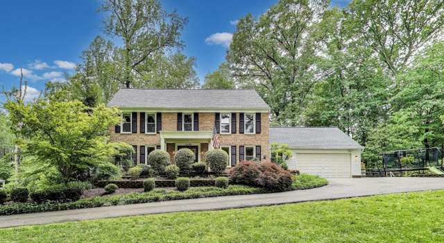 Photo of 12209 Rowan Tree Dr, Fairfax, VA 22030
