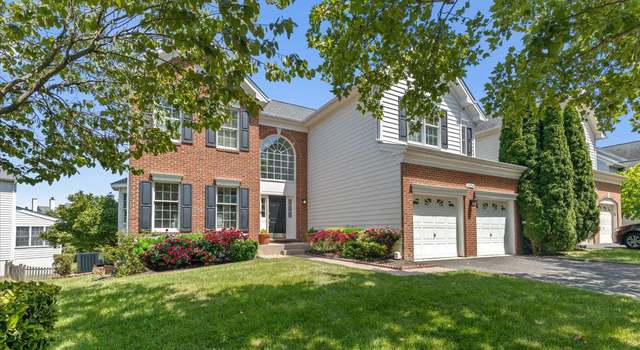 Photo of 25954 Talmont Dr, Chantilly, VA 20152