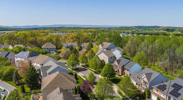 Photo of 9703 Royal Crest Cir, Frederick, MD 21704