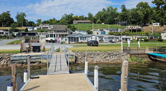 Photo of 548 Boathouse Rd, Wrightsville, PA 17368