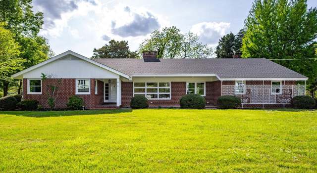 Photo of 210 N Main St, Berlin, MD 21811