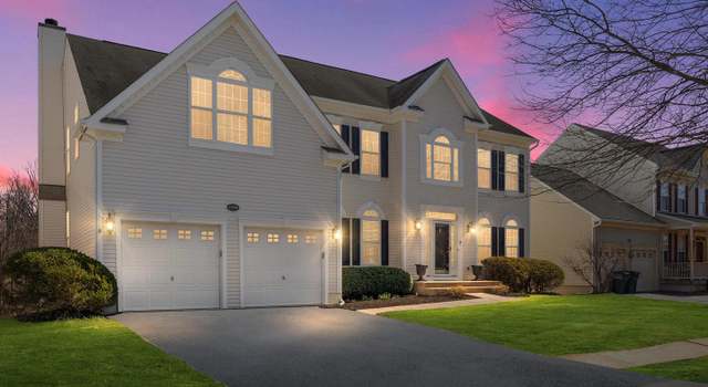Photo of 17656 Tedler Cir, Round Hill, VA 20141