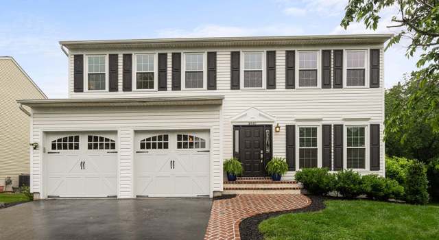 Photo of 6901 Sharpsburg Dr, Centreville, VA 20121