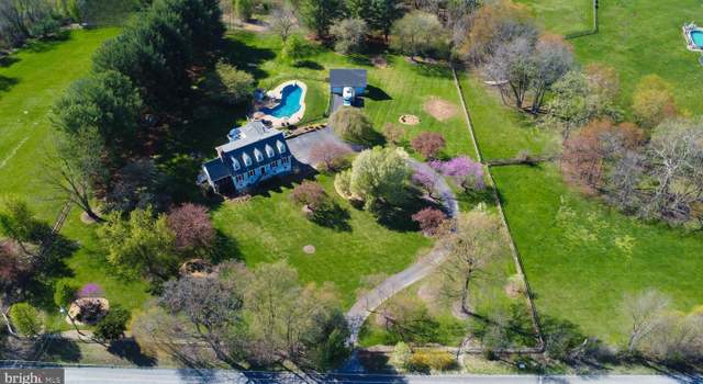 Photo of 19411 Shelburne Glebe Rd, Leesburg, VA 20175