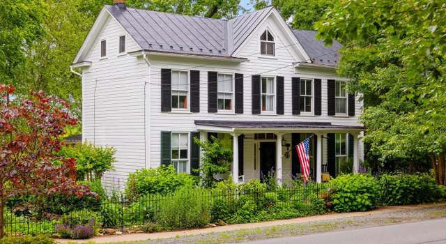 Photo of 15567 Second St, Waterford, VA 20197