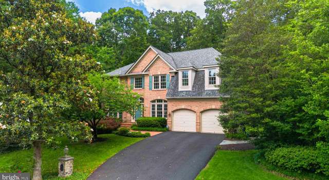 Photo of 10323 Regency Station Dr, Fairfax Station, VA 22039