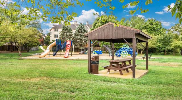 Photo of 2100 Whitehall Rd Unit BD, Frederick, MD 21702