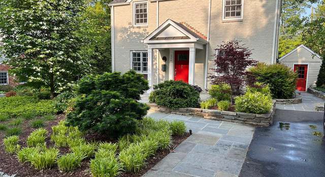 Photo of 224 Forest Dr, Falls Church, VA 22046
