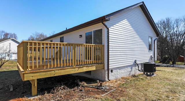 Photo of 299 Palomino Pl, Charles Town, WV 25414
