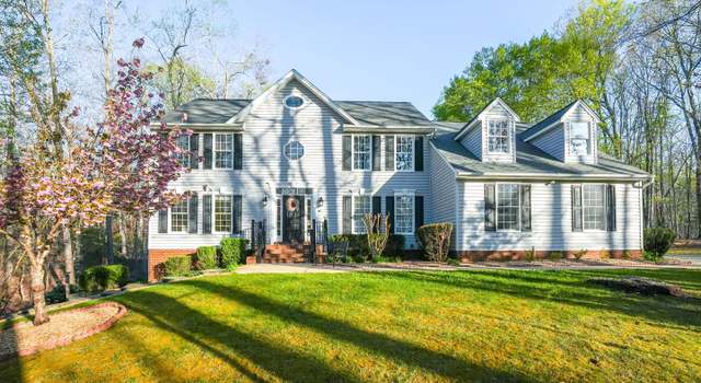 Photo of 100 Mountain Laurel Ct, Fredericksburg, VA 22406