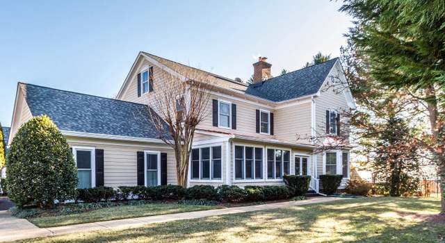 Photo of 10002 Gable Manor Ct, Potomac, MD 20854